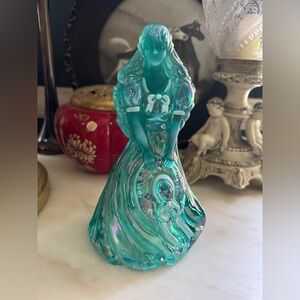 Fenton “Southern Belle” Doll Bell – Marianne – Limited Edition 3 – No. 065 – 199